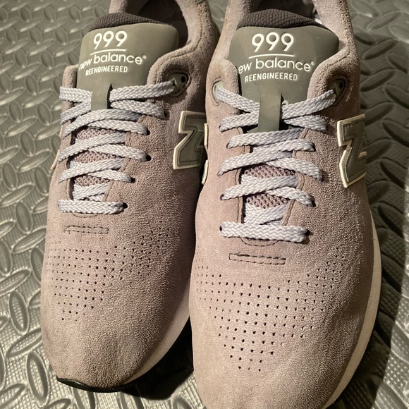 New Balance 999 Reengineered Grey Suede classic size 10 womens shoes - Picture 2 of 8